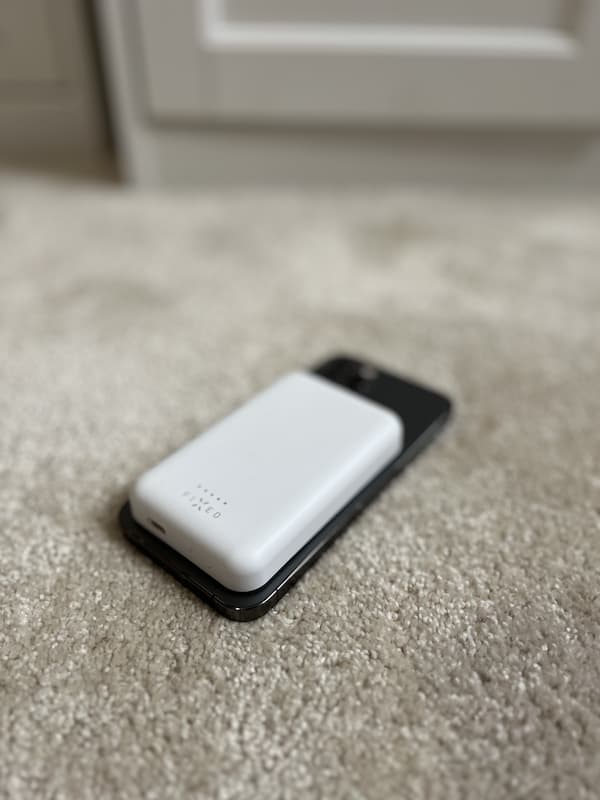 Recenze FIXED MagZen 6000mAh