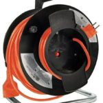 Solight prodlužovací přívod na bubnu, 1 zásuvka, 50m, oranžový kabel, 3x 1,5mm2