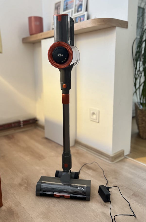 Recenze Jigoo C200